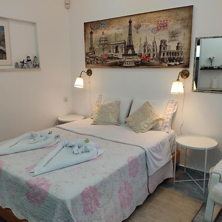 Carmela Studio Arad Luaran gambar